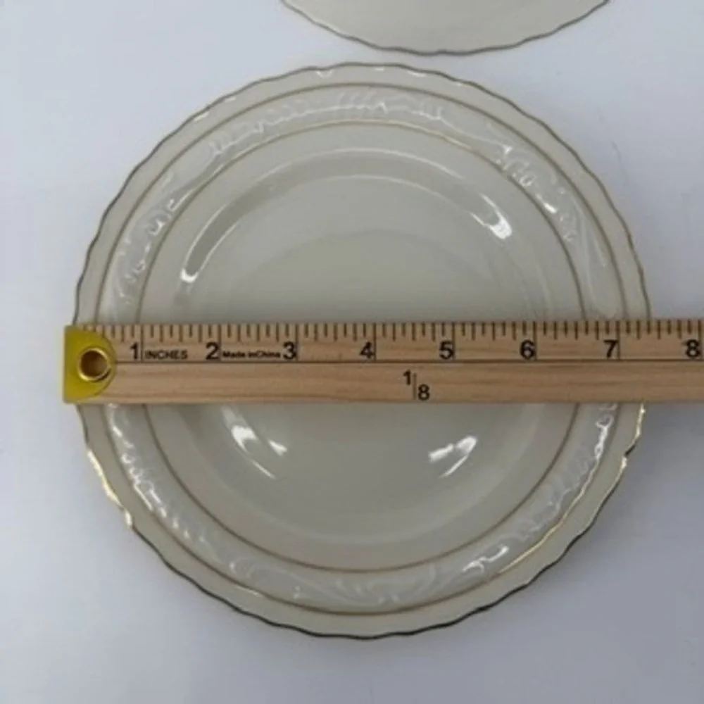 Vintage Bavaria Sonnenporzellan D&R Weiden Stadt Gold Trim Plates Set of 4 7.5in